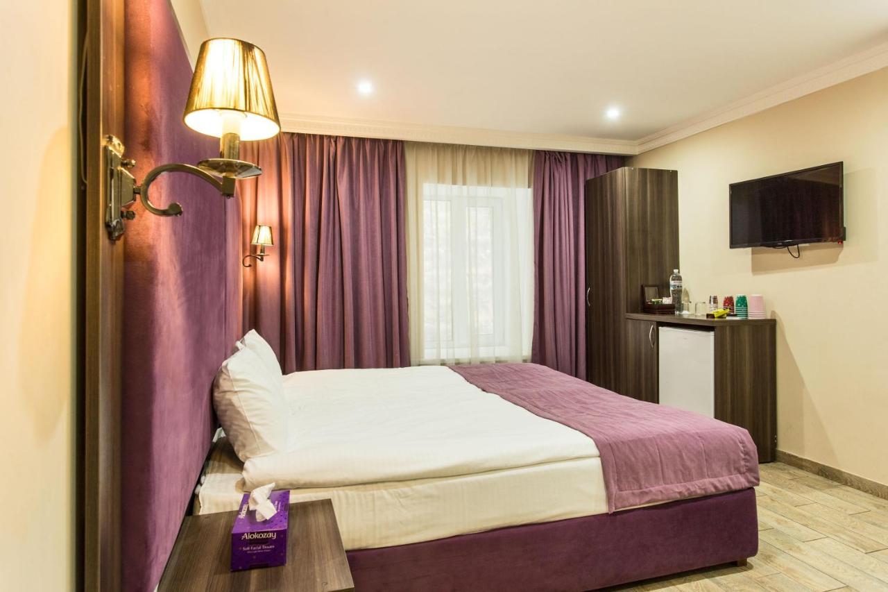 Hotel Baron Οδησσός Δωμάτιο φωτογραφία